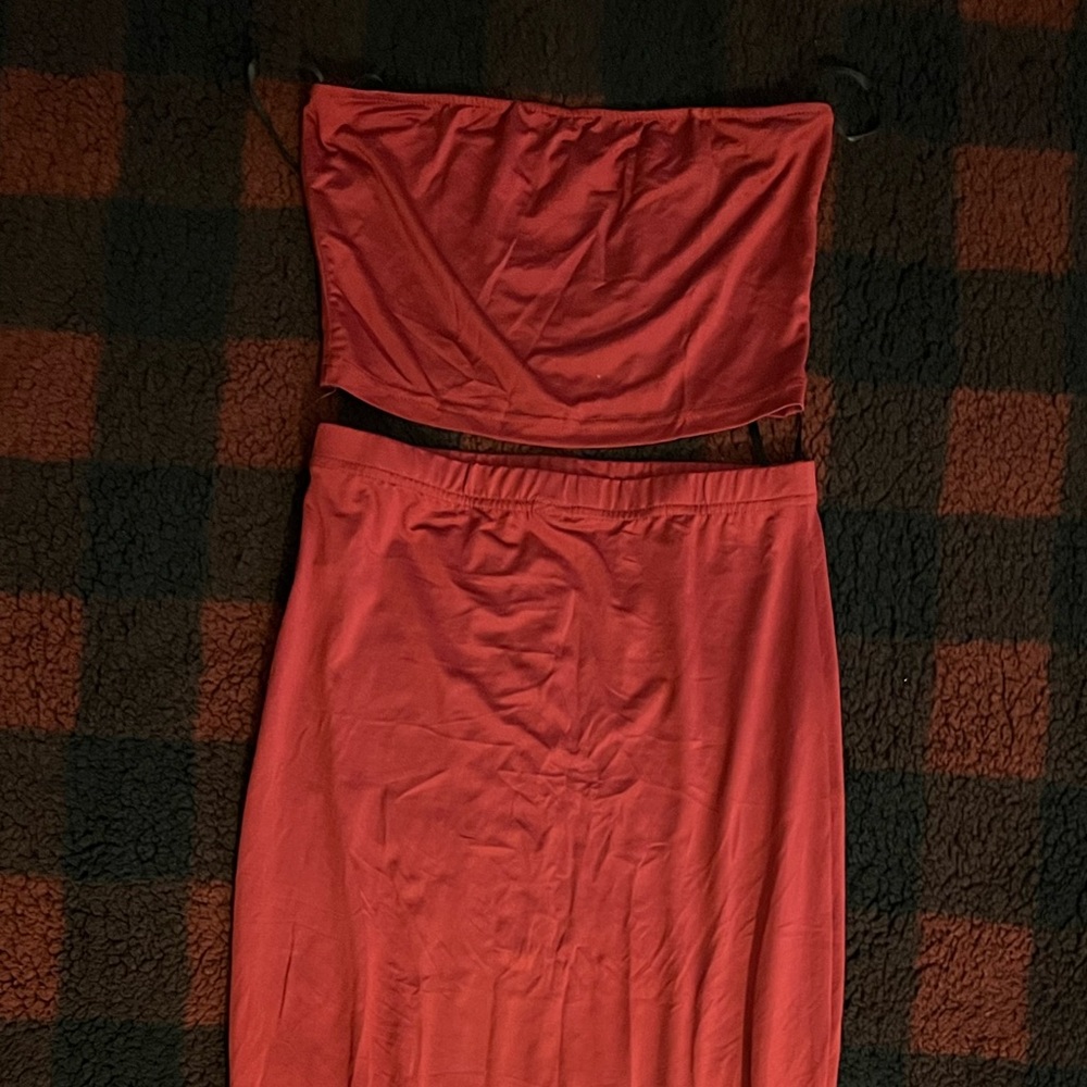 Strapless cropped top with straight pencil skirt